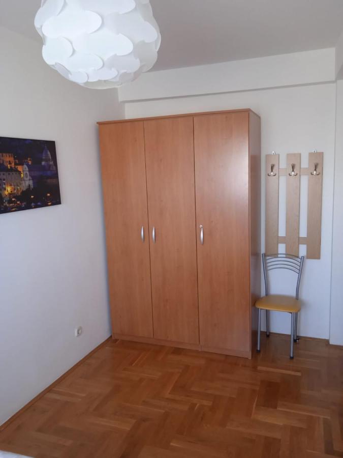 Apartment Luka With Balcony, Sea View And Free Parking Šibenik Exterior foto